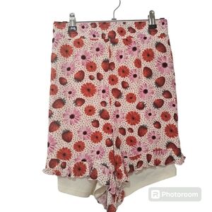 Retro Chic by Torrid Strawberry Shorts